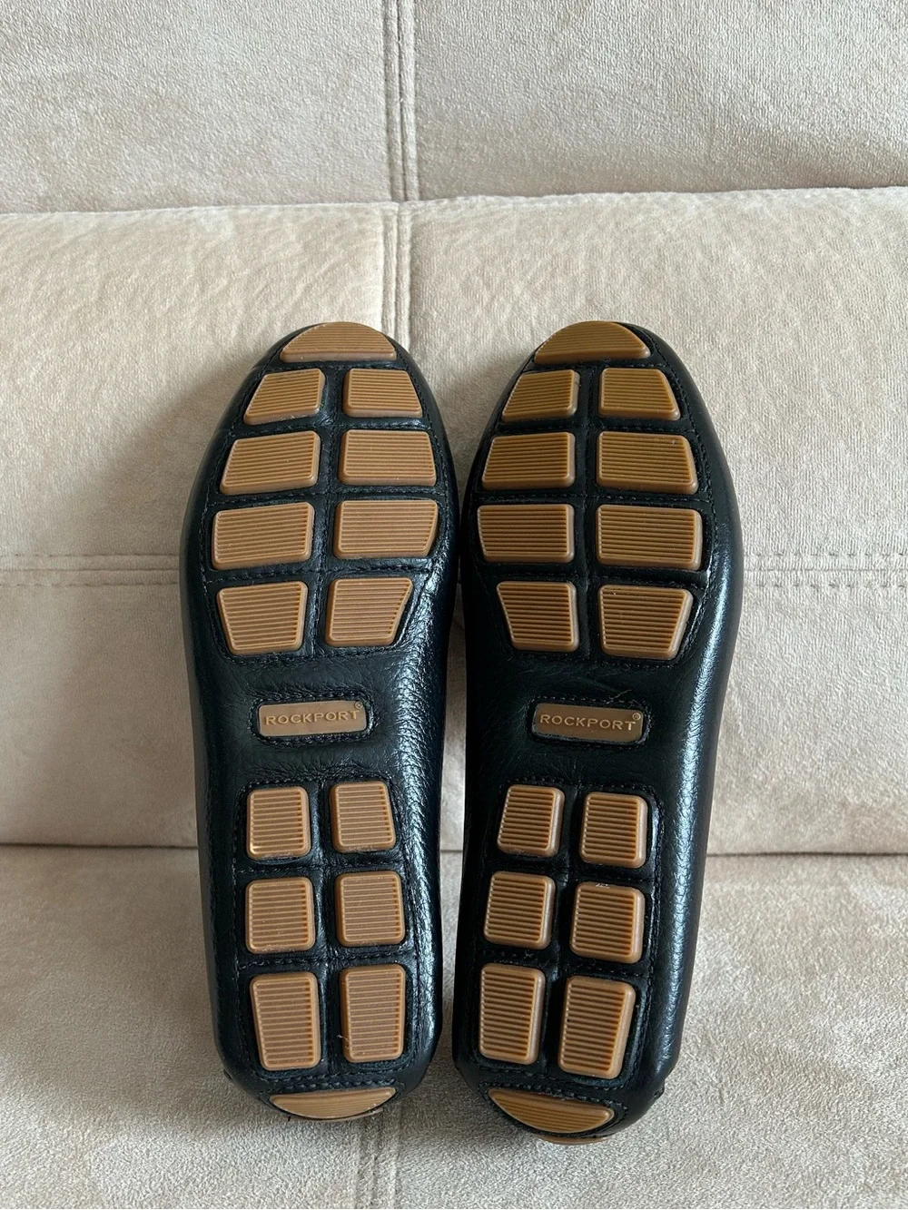 🔥New with Box🔥 Rockport Black Leather Stylish, Comfort Loafer Shoes